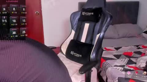 Snapshot of cute_diego_ chatting on May 23, 2026, 10:25 pm Diego online show from May 23, 2026, 10:25 pm