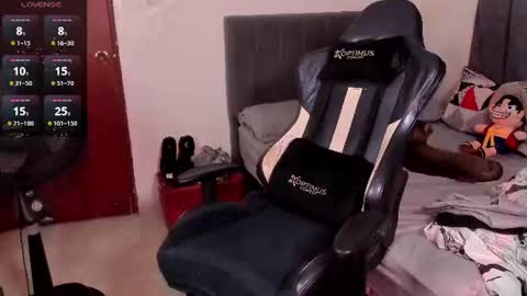 Snapshot of cute_diego_ chatting on July 23, 2026, 10:29 pm Diego online show from July 23, 2026, 10:29 pm