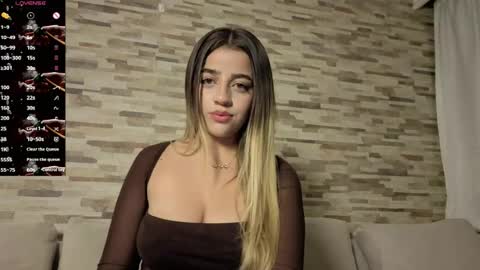 Snapshot of cute_emmma chatting on June 13, 2026, 1:25 am Emma online show from June 13, 2026, 1:25 am