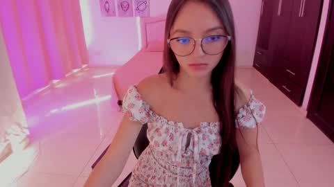 Bella Fox online show from January 17, 2026, 2:44 pm