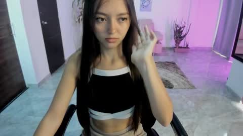 Snapshot of cute_fox_1 chatting on March 23, 2026, 2:32 pm Bella Fox online show from March 23, 2026, 2:32 pm