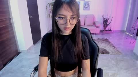 Snapshot of cute_fox_1 chatting on April 2, 2026, 2:58 pm Bella Fox online show from April 2, 2026, 2:58 pm