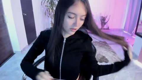 Snapshot of cute_fox_1 chatting on April 29, 2026, 5:30 pm Bella Fox online show from April 29, 2026, 5:30 pm