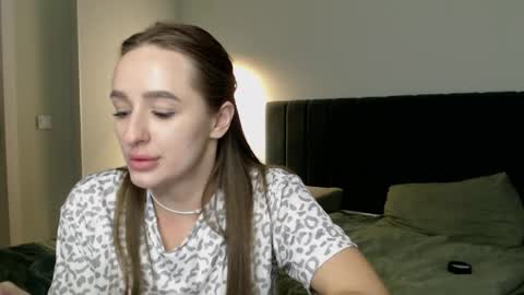 Snapshot of cute_girl_mia__ chatting on May 6, 2026, 4:45 pm cute_girl_mia__ online show from May 6, 2026, 4:45 pm