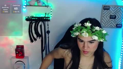 Snapshot of cute_horny12 chatting on February 6, 2025, 6:18 am Cute horny1 online show from February 6, 2025, 6:18 am