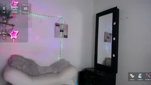 Snapshot of cute_horny12 chatting on October 5, 2025, 2:54 am Cute horny1 online show from October 5, 2025, 2:54 am