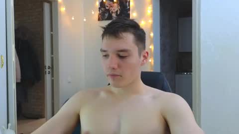 Snapshot of cute_junk chatting on March 12, 2025, 12:47 pm Kite and Jack online show from March 12, 2025, 12:47 pm