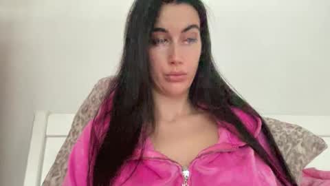 cute_kriss94 online show from January 12, 2026, 12:43 pm