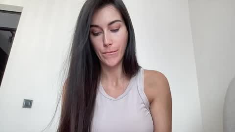 cute_kriss94 online show from July 22, 2026, 2:31 pm