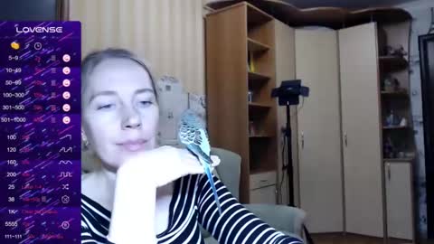 cute_lion_ online show from December 31, 2024, 6:24 pm