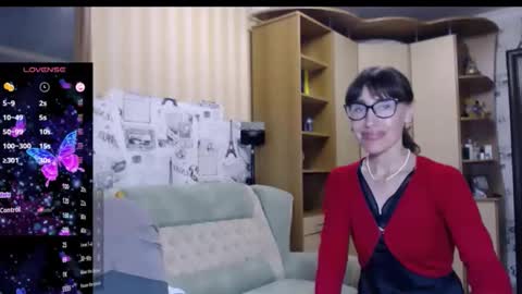 cute_lion_ online show from September 9, 2025, 11:54 am