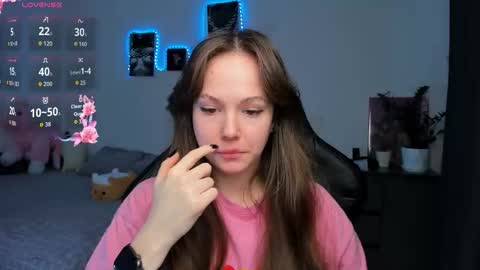 Snapshot of cute_little_ass chatting on November 11, 2025, 5:40 am Emily online show from November 11, 2025, 5:40 am