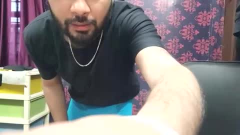 Cute Lucky online show from February 5, 2026, 9:36 am