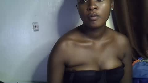 cute_melissa1 online show from April 21, 2026, 11:07 pm