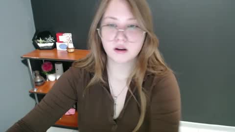 Veronica online show from January 10, 2025, 7:25 am