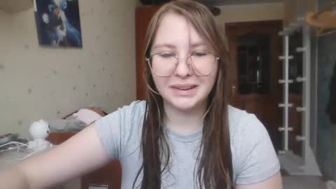 Veronica online show from March 9, 2025, 11:03 am