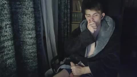 Snapshot of cute_oliver chatting on October 12, 2025, 7:35 pm Oliver online show from October 12, 2025, 7:35 pm