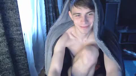 Snapshot of cute_oliver chatting on November 26, 2025, 7:31 am Oliver online show from November 26, 2025, 7:31 am