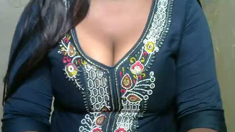 Snapshot of cute_payalji chatting on April 29, 2026, 9:43 pm alia online show from April 29, 2026, 9:43 pm