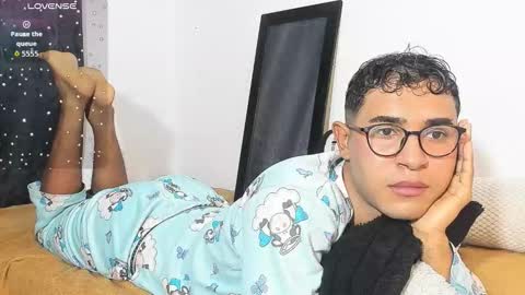 Snapshot of cute_sammy_1 chatting on October 8, 2025, 2:14 pm cute_sammy_1 online show from October 8, 2025, 2:14 pm