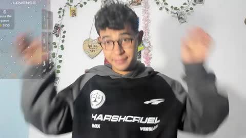 Snapshot of cute_sammy_1 chatting on November 30, 2025, 11:25 am cute_sammy_1 online show from November 30, 2025, 11:25 am