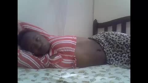 cute_savanna online show from October 8, 2025, 5:05 am