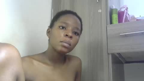 Snapshot of cute_sexy3 chatting on February 16, 2025, 9:48 am SHARON online show from February 16, 2025, 9:48 am