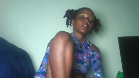Snapshot of cute_sexy3 chatting on December 4, 2025, 10:07 pm SHARON online show from December 4, 2025, 10:07 pm