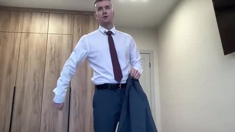 cute_skywalker online show from February 26, 2026, 5:39 am