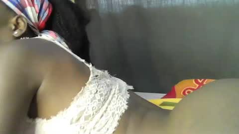 cute_sonny online show from June 13, 2026, 4:43 am