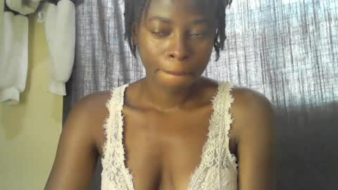cute_sonny online show from July 23, 2026, 5:49 am