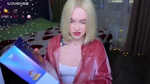 Sue online show from March 6, 2025, 5:11 pm