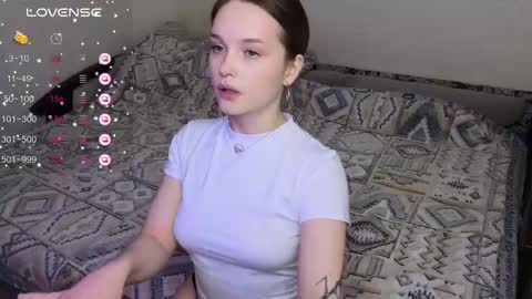Snapshot of cute_summer_breathe chatting on April 28, 2026, 6:02 pm Sue online show from April 28, 2026, 6:02 pm
