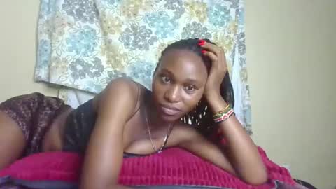 cute_tasha online show from April 12, 2026, 11:04 am