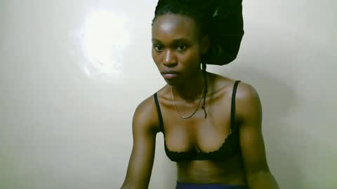 cute_tasha online show from May 28, 2026, 6:00 am