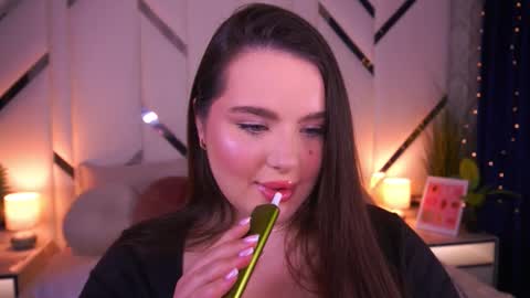 Amber online show from March 16, 2026, 1:44 am