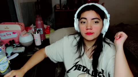 Snapshot of cuteambervi chatting on December 2, 2024, 1:36 am Princess Amber online show from December 2, 2024, 1:36 am