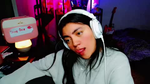 Snapshot of cuteambervi chatting on February 4, 2025, 12:29 am Princess Amber online show from February 4, 2025, 12:29 am