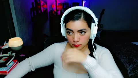 Snapshot of cuteambervi chatting on February 8, 2025, 10:40 pm Princess Amber online show from February 8, 2025, 10:40 pm