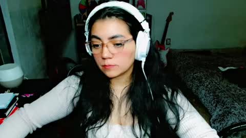 Snapshot of cuteambervi chatting on February 9, 2025, 2:49 am Princess Amber online show from February 9, 2025, 2:49 am