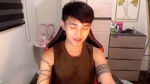 Steph online show from April 8, 2026, 11:27 pm