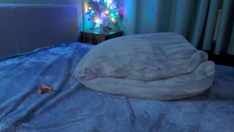 Amy but I cam as CuteBootyBabe21 online show from December 20, 2024, 5:18 pm