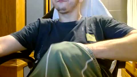 Snapshot of cuteboy090 chatting on June 19, 2026, 10:13 pm Cuteboy090 online show from June 19, 2026, 10:13 pm