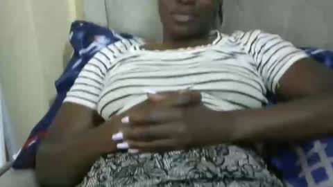 Snapshot of cutebrownie1998 chatting on March 8, 2026, 9:13 am VALLARY online show from March 8, 2026, 9:13 am