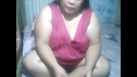 cutechubbyasian online show from April 5, 2026, 11:29 am