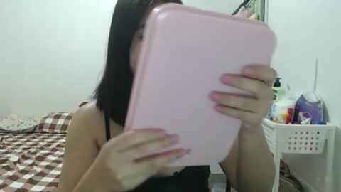 cutecindy2000 online show from March 18, 2026, 6:27 am