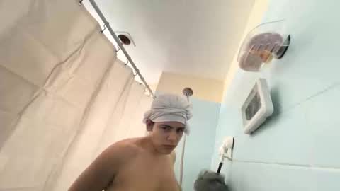 loveolots online show from November 20, 2025, 11:48 pm