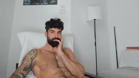 Snapshot of cuteeboy chatting on June 23, 2026, 6:11 am cuteeboy online show from June 23, 2026, 6:11 am