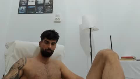 Snapshot of cuteeboy chatting on June 26, 2026, 6:12 pm cuteeboy online show from June 26, 2026, 6:12 pm