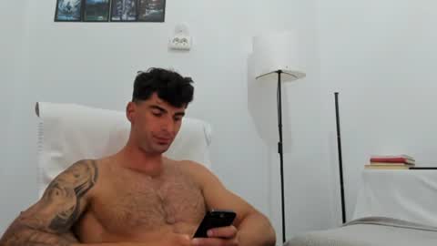Snapshot of cuteeboy chatting on July 22, 2026, 8:39 am cuteeboy online show from July 22, 2026, 8:39 am